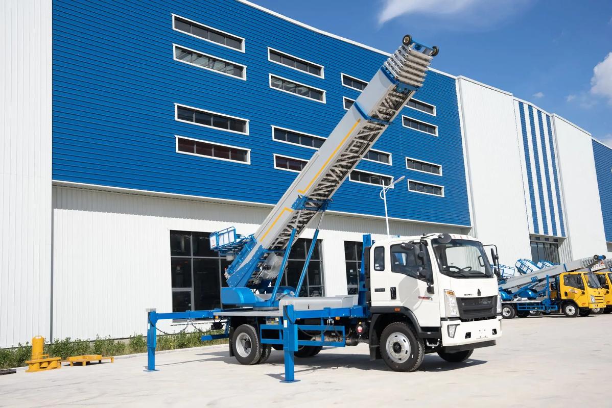 达州小型云梯车上料车租赁多少钱